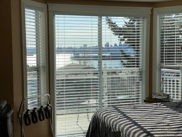 Ocean Breeze Executive Bed And Breakfast North Vancouver Dış mekan fotoğraf