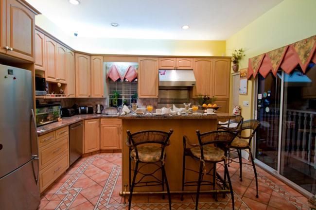 Ocean Breeze Executive Bed And Breakfast North Vancouver Dış mekan fotoğraf
