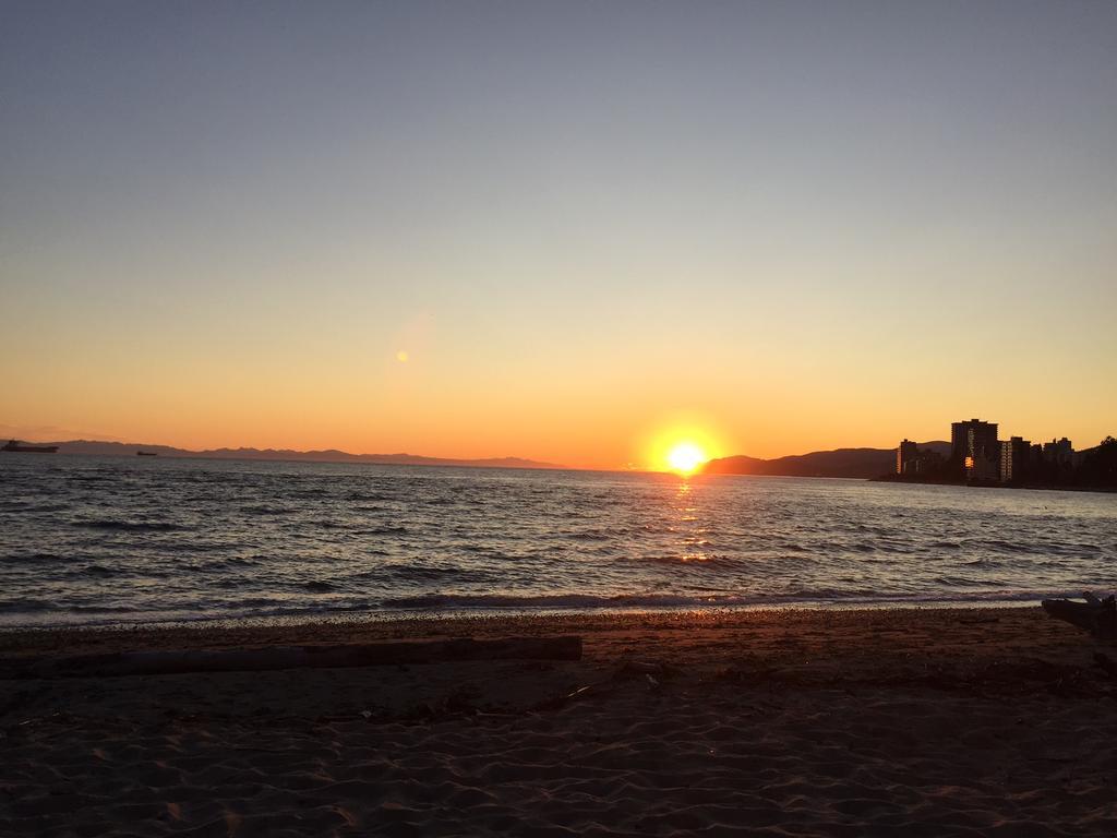 Ocean Breeze Executive Bed And Breakfast North Vancouver Dış mekan fotoğraf